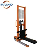 Vad är den maximala lastkapaciteten för en handpalllyft?